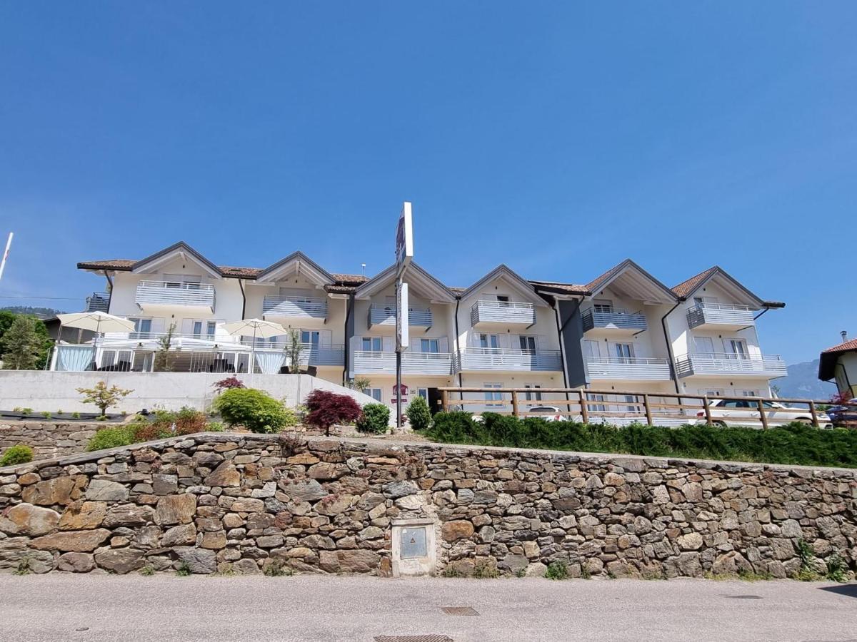 Hotel Da Remo Tenna Екстер'єр фото