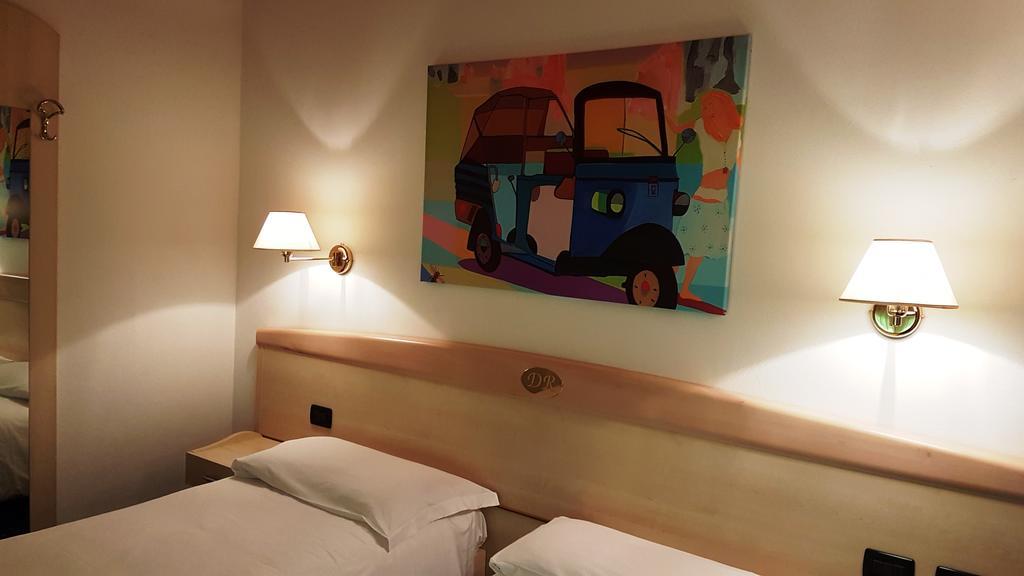 Hotel Da Remo Tenna Екстер'єр фото