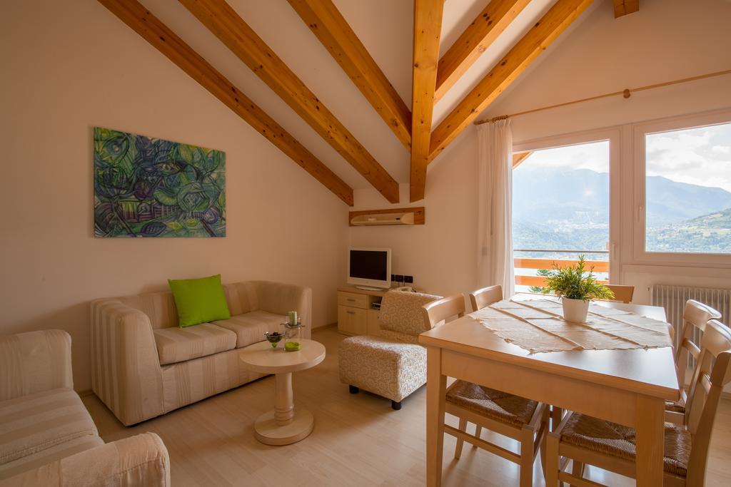 Hotel Da Remo Tenna Екстер'єр фото